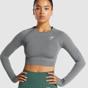 Women’s Gymshark Gray Cropped top athletic Gym long sleeve Vital, Small
